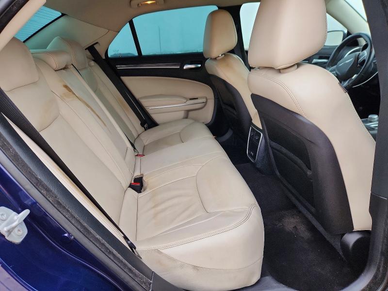 Photo 10 from auction – 2016 CHRYSLER 300 LIMITE with VIN 2C3CCAAG1GH334456