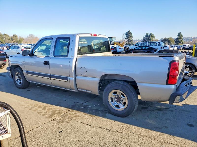 Photo 2 from auction – 2004 CHEVROLET SILVERADO with VIN 2GCEC19V541162847