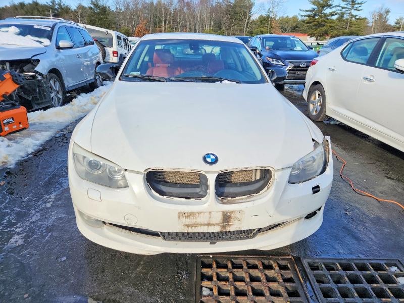 Снимка 5 от търг – 2011 BMW 335 XI с VIN WBAKF9C54BE619724