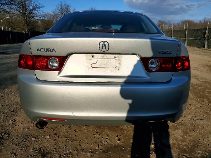 Photo 6 from auction – 2004 ACURA TSX with VIN JH4CL96804C031340