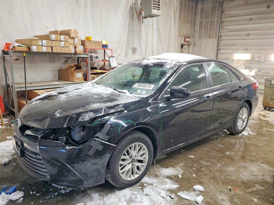 TOYOTA CAMRY 2017 with VIN 4T1BF1FK6HU736981 - Photo from auction
