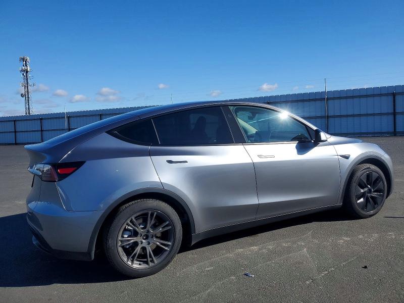 Photo 3 from auction – 2025 TESLA MODEL Y with VIN 7SAYGDED8SA367850
