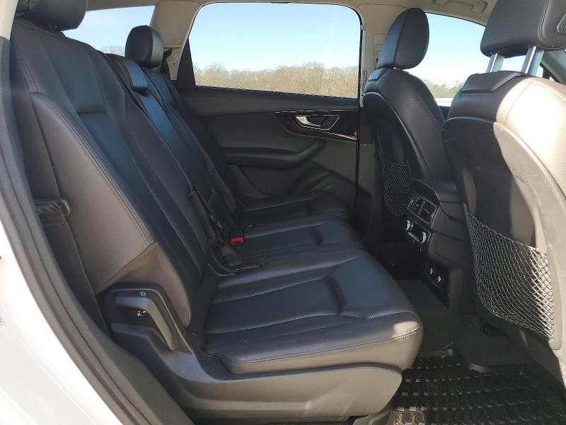 Photo 11 from auction – 2018 AUDI Q7 with VIN WA1VAAF74JD014162