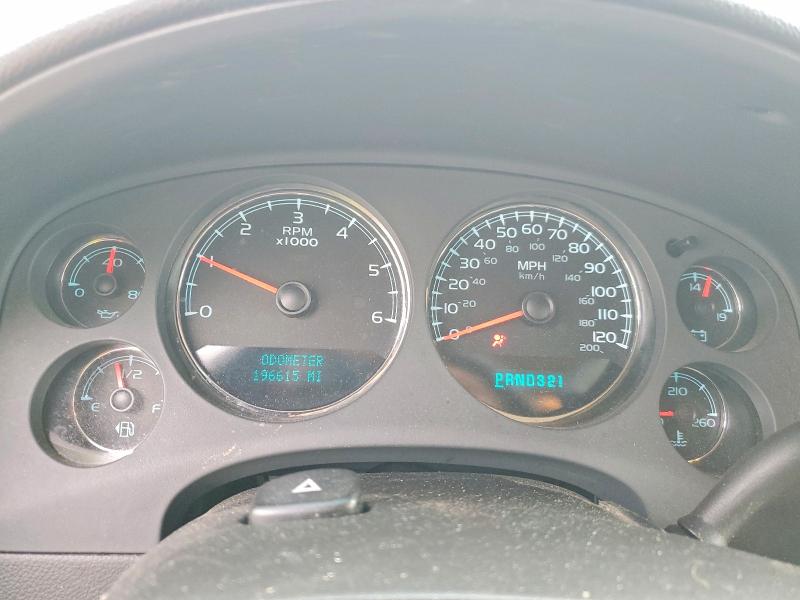 Photo 9 from auction – 2008 CHEVROLET SUBURBAN K with VIN 3GNFK16398G180248