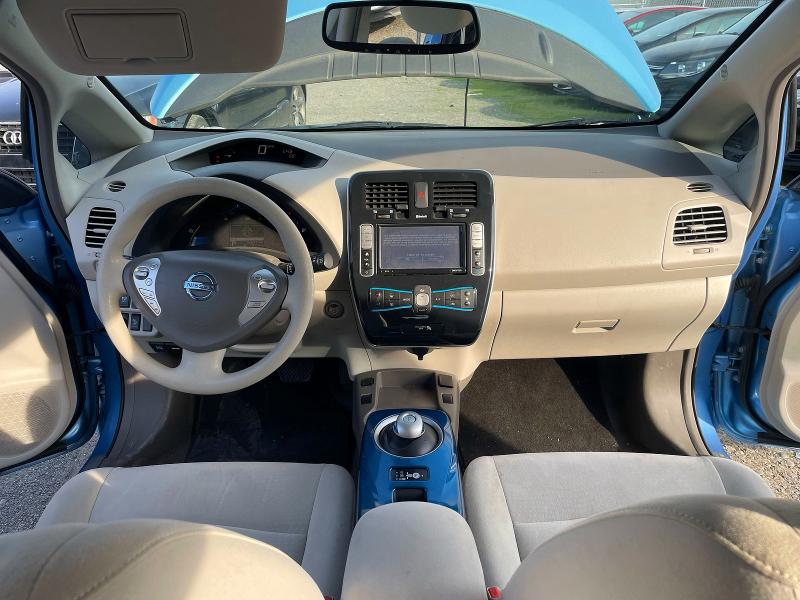 Photo 9 from auction – 2011 NISSAN LEAF with VIN JN1AZ0CP6BT003377