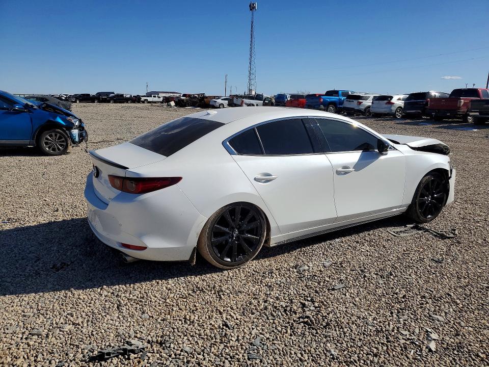 Photo 3 from auction – 2024 MAZDA 3 with VIN 3MZBPBEY0RM436546