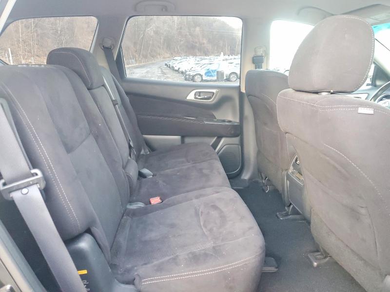 Photo 11 from auction – 2014 NISSAN PATHFINDER with VIN 5N1AR2MM1EC625575