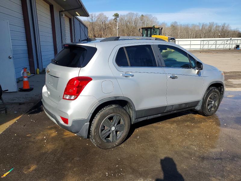 Photo 3 from auction – 2019 CHEVROLET TRAX 1LT with VIN 3GNCJPSBXKL298720