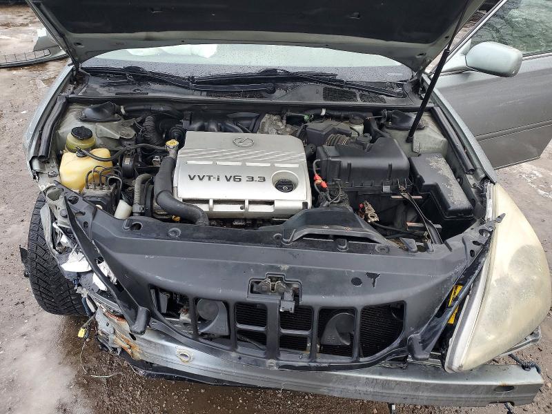 Photo 11 from auction – 2004 LEXUS ES with VIN JTHBA30G445000014
