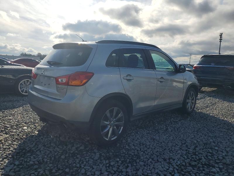 Photo 3 from auction – 2013 MITSUBISHI OUTLANDER with VIN 4A4AP5AU6DE023315