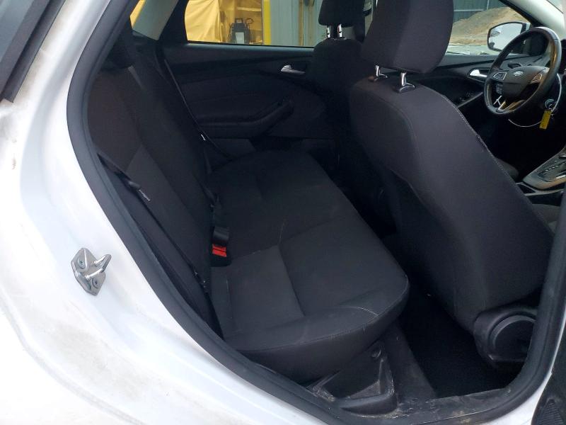 Photo 10 from auction – 2017 FORD FOCUS SEL with VIN 1FADP3H25HL339888