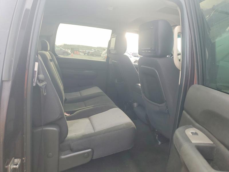 Фото 10 с аукциона – 2008 CHEVROLET SILVERADO с VIN 2GCEC13C081204418