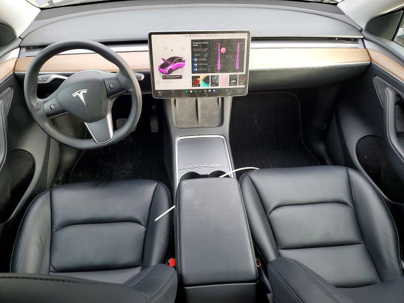 Photo 8 from auction – 2022 TESLA MODEL Y with VIN 7SAYGAEE2NF541023