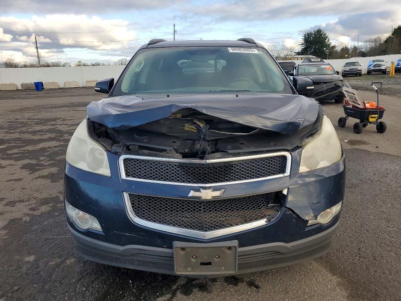 Photo 5 from auction – 2009 CHEVROLET TRAVERSE L with VIN 1GNEV23DX9S133052
