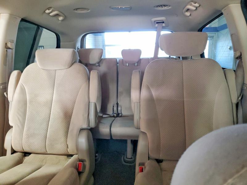 Photo 10 from auction – 2008 HYUNDAI ENTOURAGE with VIN KNDMC233786051014