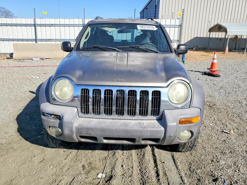 Photo 5 from auction – 2004 JEEP LIBERTY SP with VIN 1J4GK48K44W321820