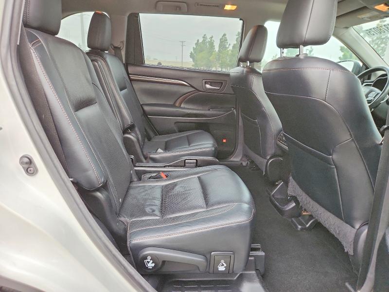 Photo 11 from auction – 2014 TOYOTA HIGHLANDER with VIN 5TDDCRFH0ES005732