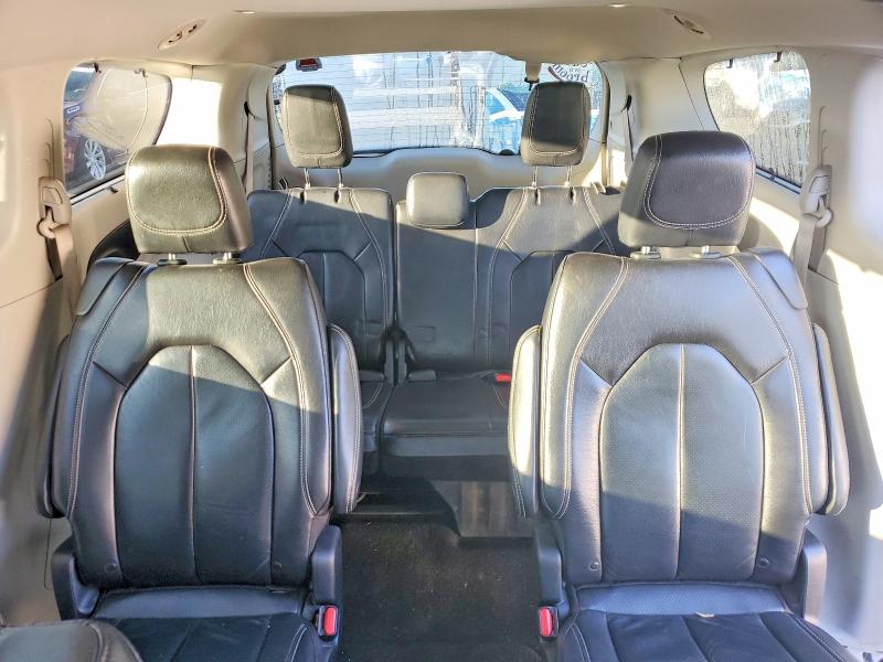 Photo 10 from auction – 2022 CHRYSLER PACIFICA T with VIN 2C4RC1BG1NR218119