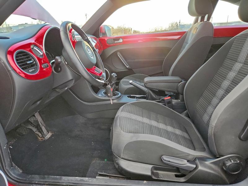 Photo 7 from auction – 2013 VOLKSWAGEN BEETLE with VIN 3VWHX7AT7DM643400