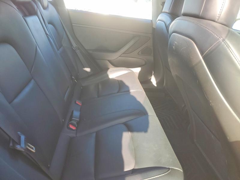Photo 10 from auction – 2018 TESLA MODEL 3 with VIN 5YJ3E1EB5JF182747
