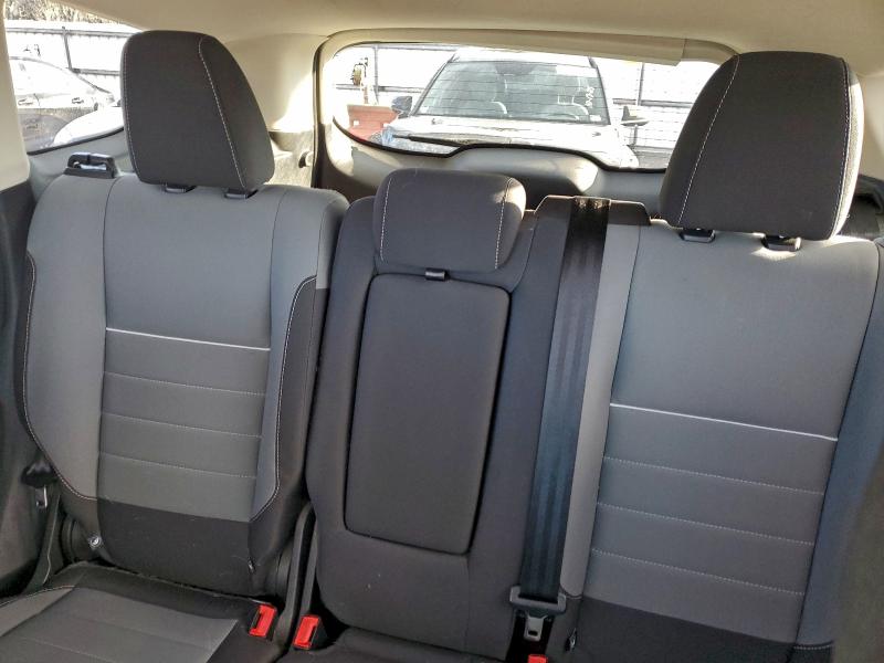 Photo 10 from auction – 2014 FORD ESCAPE SE with VIN 1FMCU9GX7EUA01845