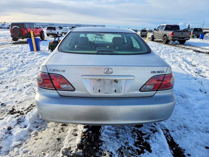 Photo 6 from auction – 2002 LEXUS ES 300 with VIN JTHBF30G625035216