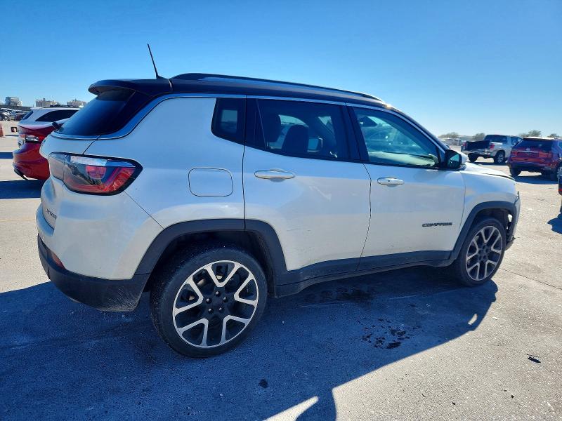 Photo 3 from auction – 2019 JEEP COMPASS with VIN 3C4NJDCB2KT818360