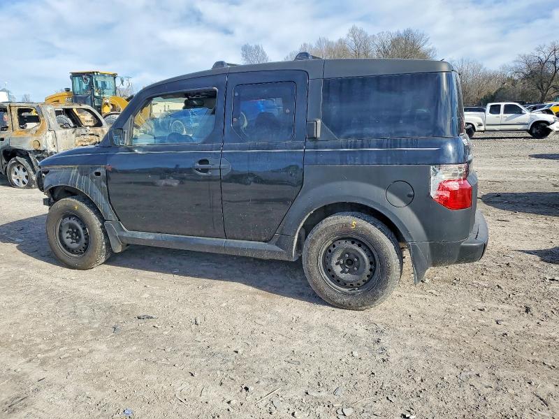 Photo 2 from auction – 2007 HONDA ELEMENT LX with VIN 5J6YH28357L014548
