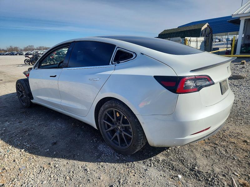 Photo 2 from auction – 2019 TESLA MODEL 3 with VIN 5YJ3E1EB0KF513042
