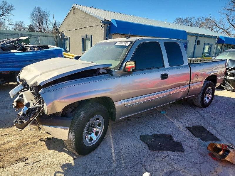 CHEVROLET SILVERADO 2003 with VIN 2GCEK19TX31134543 - Photo from auction