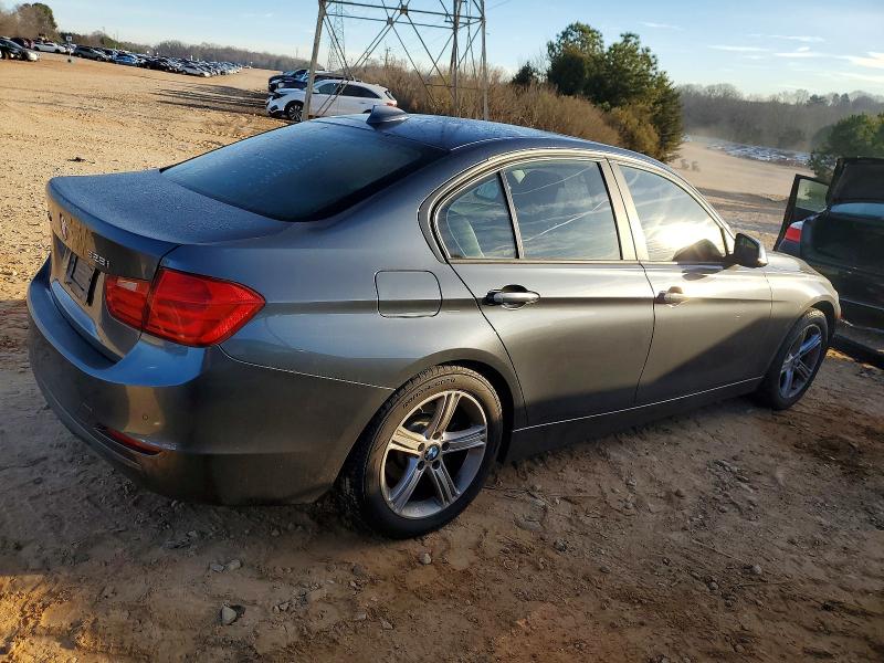 Photo 3 from auction – 2015 BMW 328 XI with VIN WBA3B3G51FNR87789