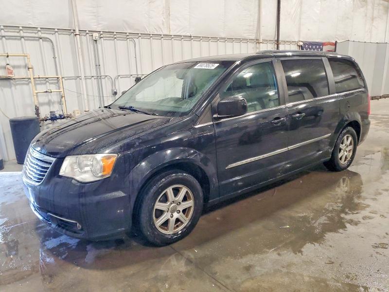 Photo 1 from auction – 2012 CHRYSLER TOWN & COU with VIN 2C4RC1BGXCR214373
