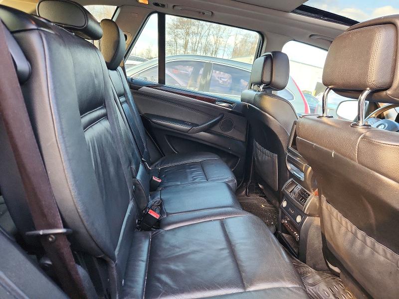 Photo 11 from auction – 2013 BMW X5 XDRIVE3 with VIN 5UXZV4C5XD0B04574