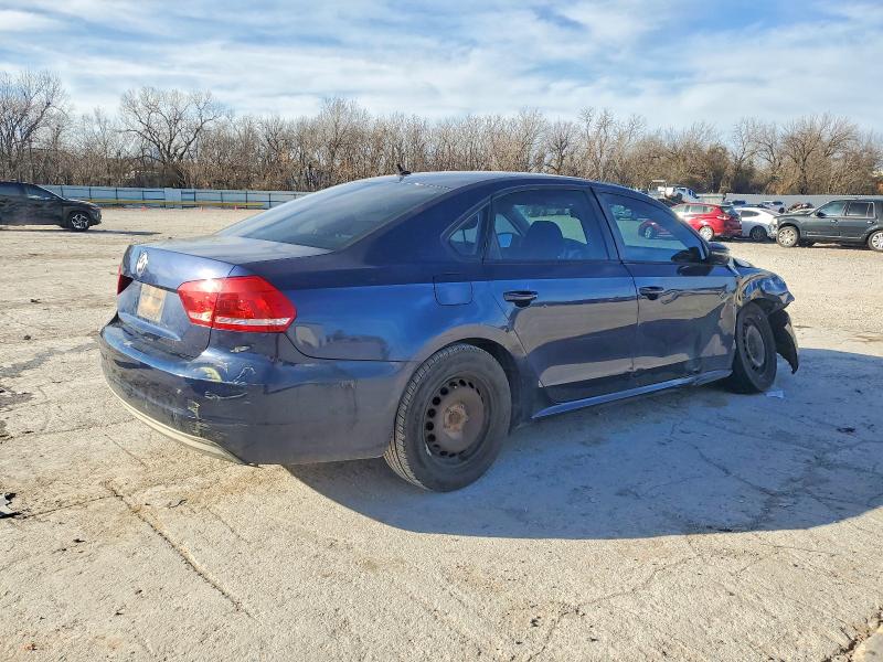 Photo 3 from auction – 2012 VOLKSWAGEN PASSAT with VIN 1VWAP7A3XCC065567