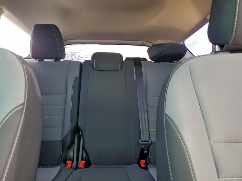 Photo 10 from auction – 2018 FORD ESCAPE S with VIN 1FMCU0F71JUB54227