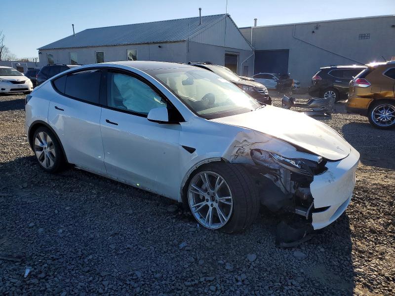 Photo 4 from auction – 2020 TESLA MODEL Y with VIN 5YJYGDEE5LF047962