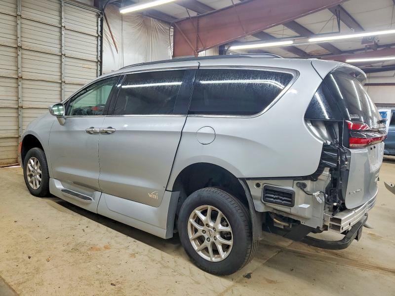Photo 2 from auction – 2022 CHRYSLER PACIFICA T with VIN 2C4RC1BG0NR160407