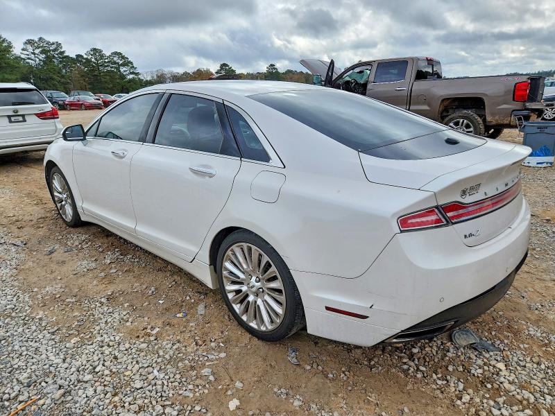 Photo 2 from auction – 2014 LINCOLN MKZ with VIN 3LN6L2G91ER829261