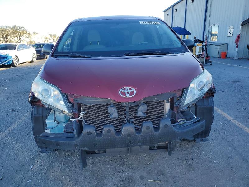 Photo 5 from auction – 2012 TOYOTA SIENNA with VIN 5TDZK3DC3CS219169