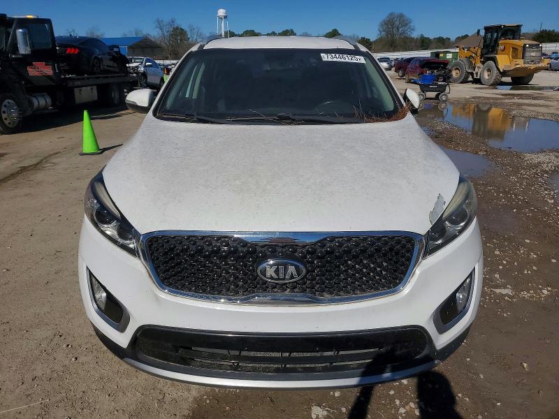 Photo 5 from auction – 2017 KIA SORENTO EX with VIN 5XYPHDA11HG242470