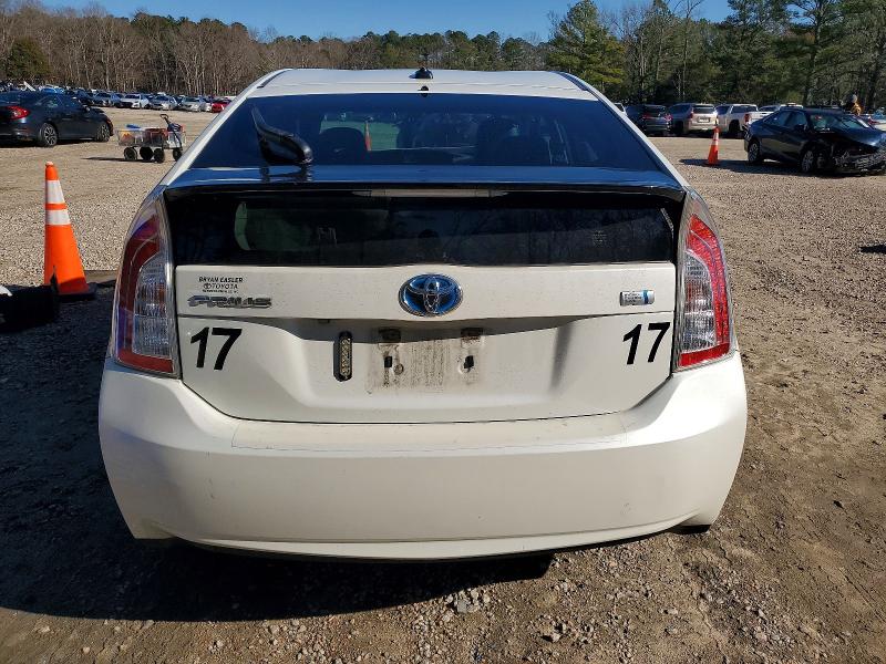 Photo 6 from auction – 2014 TOYOTA PRIUS with VIN JTDKN3DU6E1777972