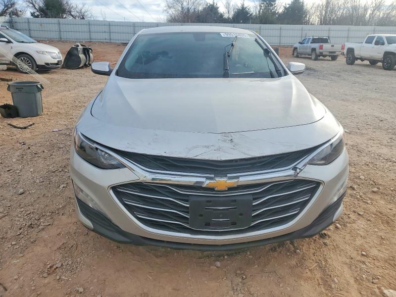 Photo 5 from auction – 2020 CHEVROLET MALIBU with VIN 1G1ZD5ST2LF041739
