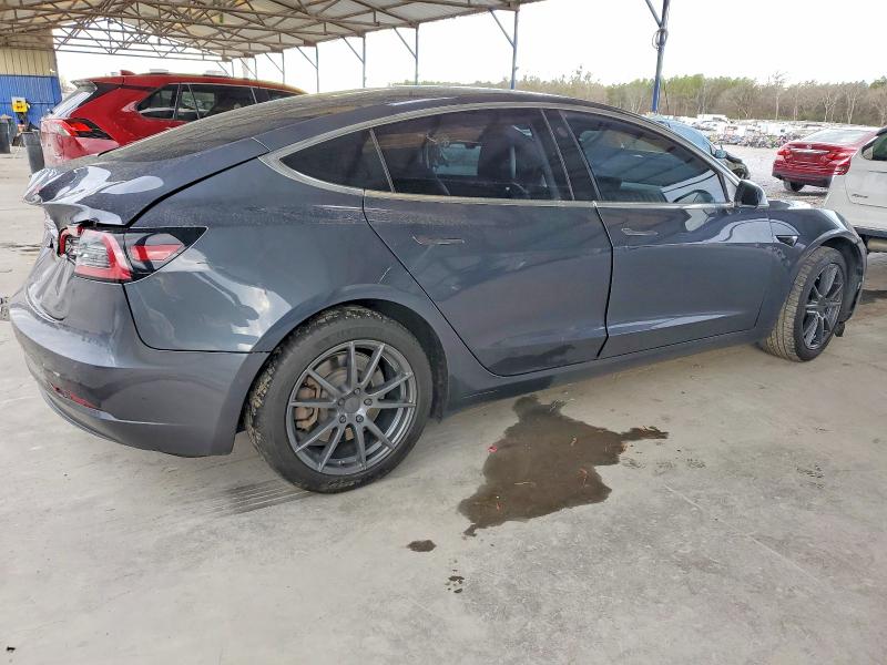 Photo 3 from auction – 2018 TESLA MODEL 3 with VIN 5YJ3E1EA3JF077521