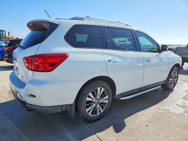 Photo 3 from auction – 2018 NISSAN PATHFINDER with VIN 5N1DR2MN7JC611695