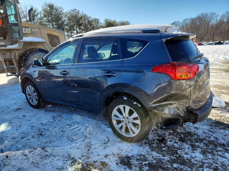 Photo 2 from auction – 2015 TOYOTA RAV4 LIMIT with VIN 2T3DFREVXFW369963