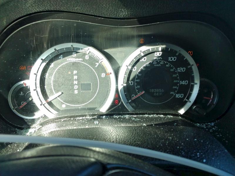 Photo 9 from auction – 2009 ACURA TSX with VIN JH4CU26669C034690
