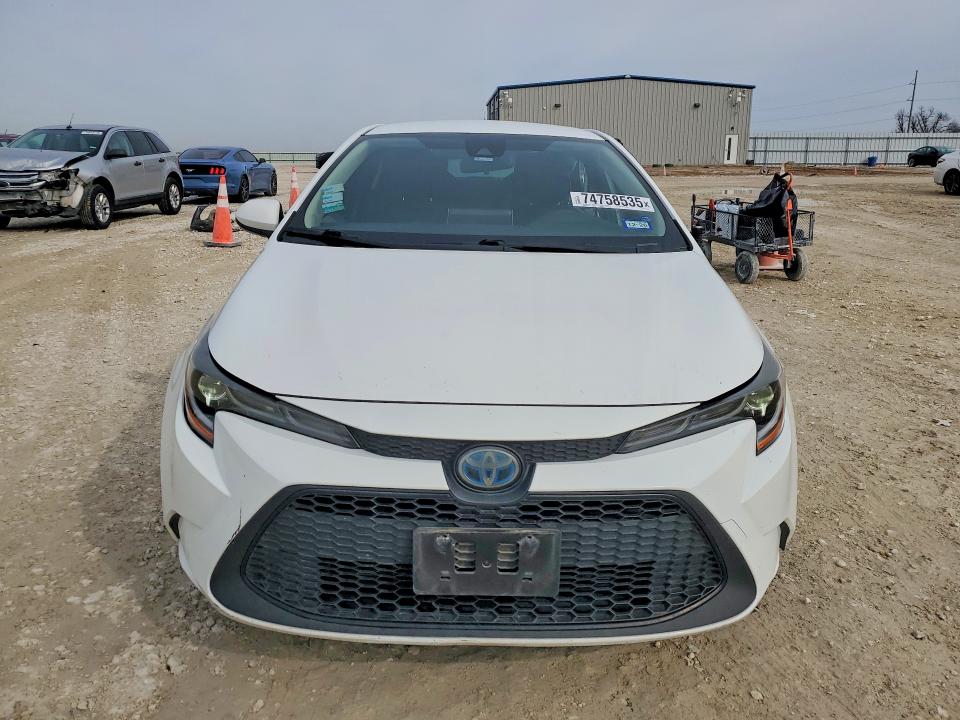 Photo 5 from auction – 2021 TOYOTA COROLLA LE with VIN JTDEAMDE1MJ003120