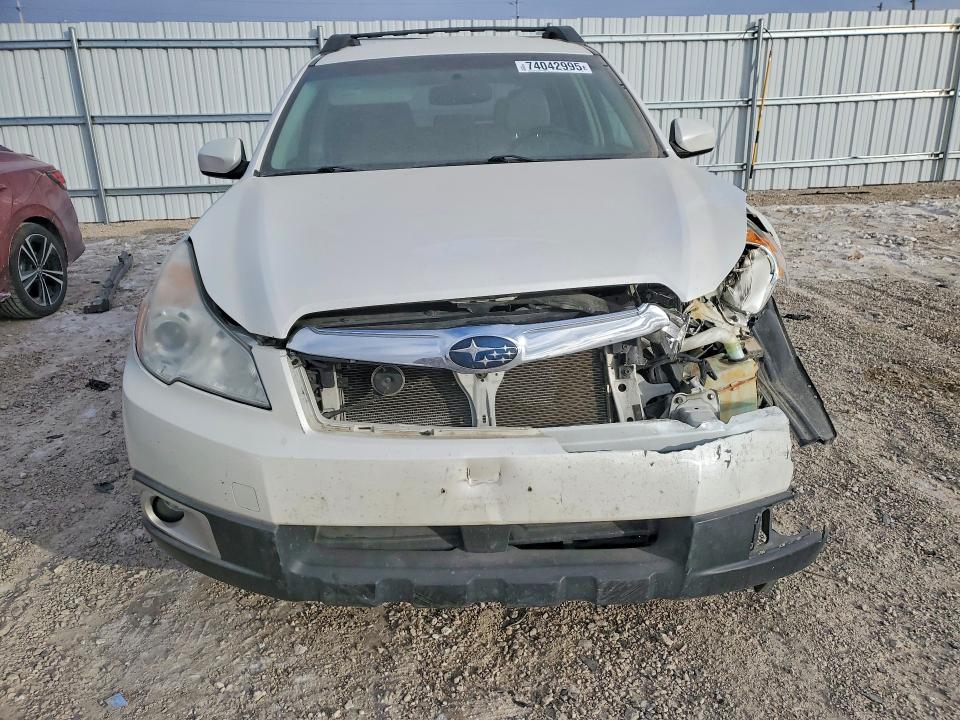 Photo 5 from auction – 2011 SUBARU OUTBACK with VIN 4S4BRCCCXB3415460