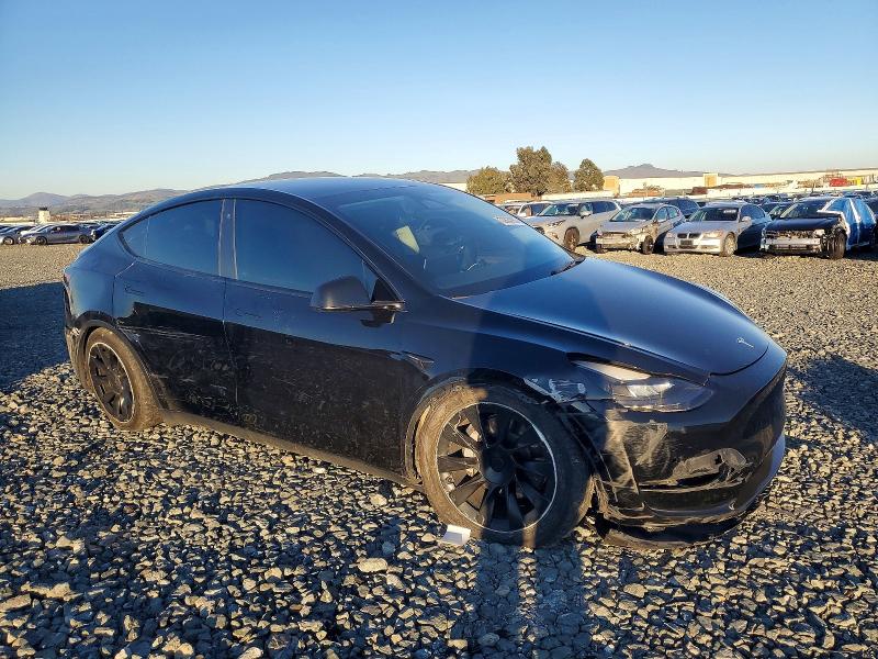 Photo 4 from auction – 2022 TESLA MODEL Y with VIN 7SAYGDEE3NF555532