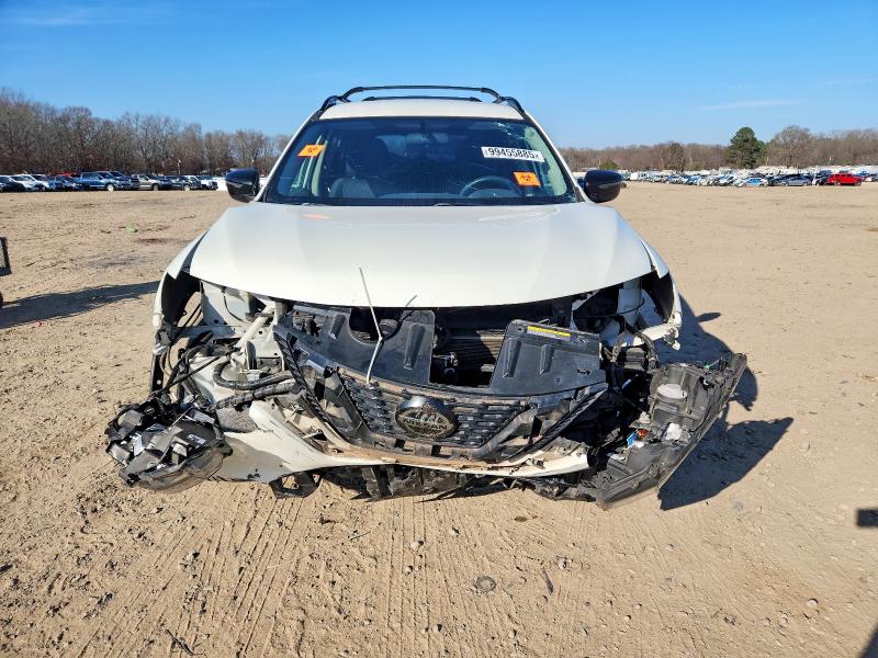 Photo 5 from auction – 2018 NISSAN ROGUE S with VIN 5N1AT2MT2JC850414